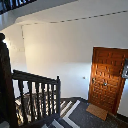 Portal De Molina 1 - Piso Acogedor En El Caso Historico De *