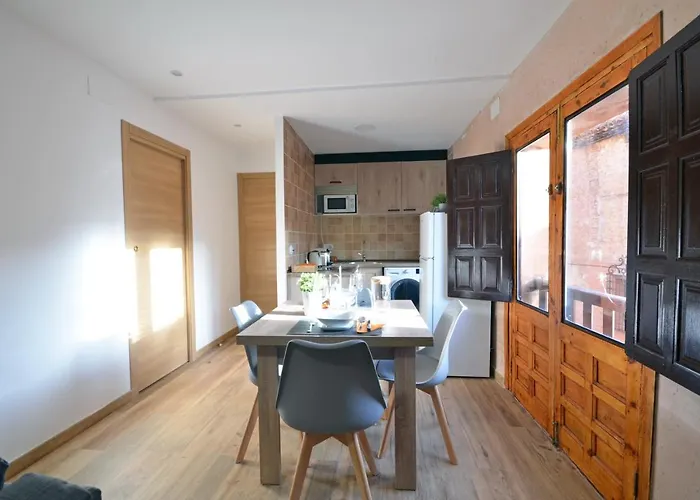 Apartamento Portal De Molina 1 - Piso Acogedor En El Caso Histórico De Albarracín